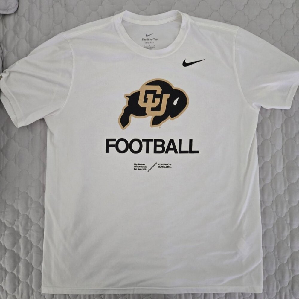 Nike Dri-Fit Colorado Buffaloes Boulder Football Performance t-shirt.